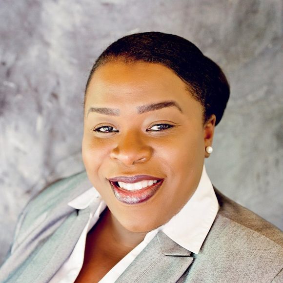 Meet your Posher, April - Picture 1 of 1